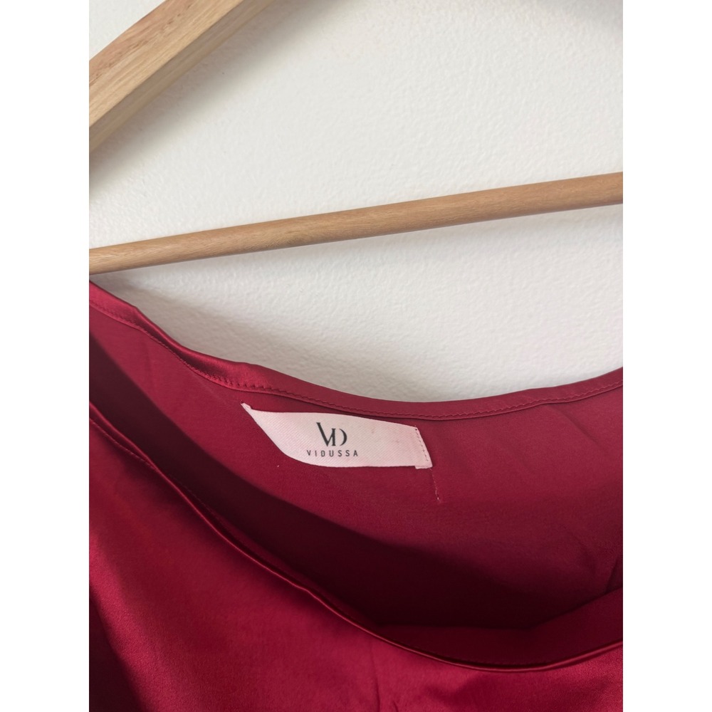 VIDUSSA Women's Off-Shoulder Silk Top – Red – Size Medium – NWT - Picture 3 of 5